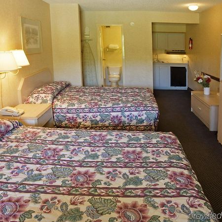 Americas Best Value Inn - Chesapeake Quarto foto