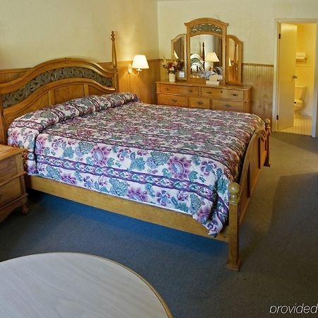 Americas Best Value Inn - Chesapeake Quarto foto